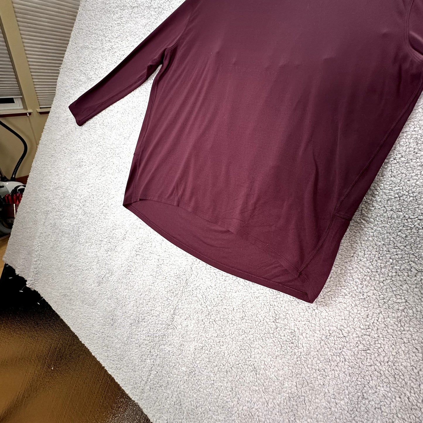 Women's Lululemon Back in Action Long Sleeve Shirt *Nulu Red Merlot 6
