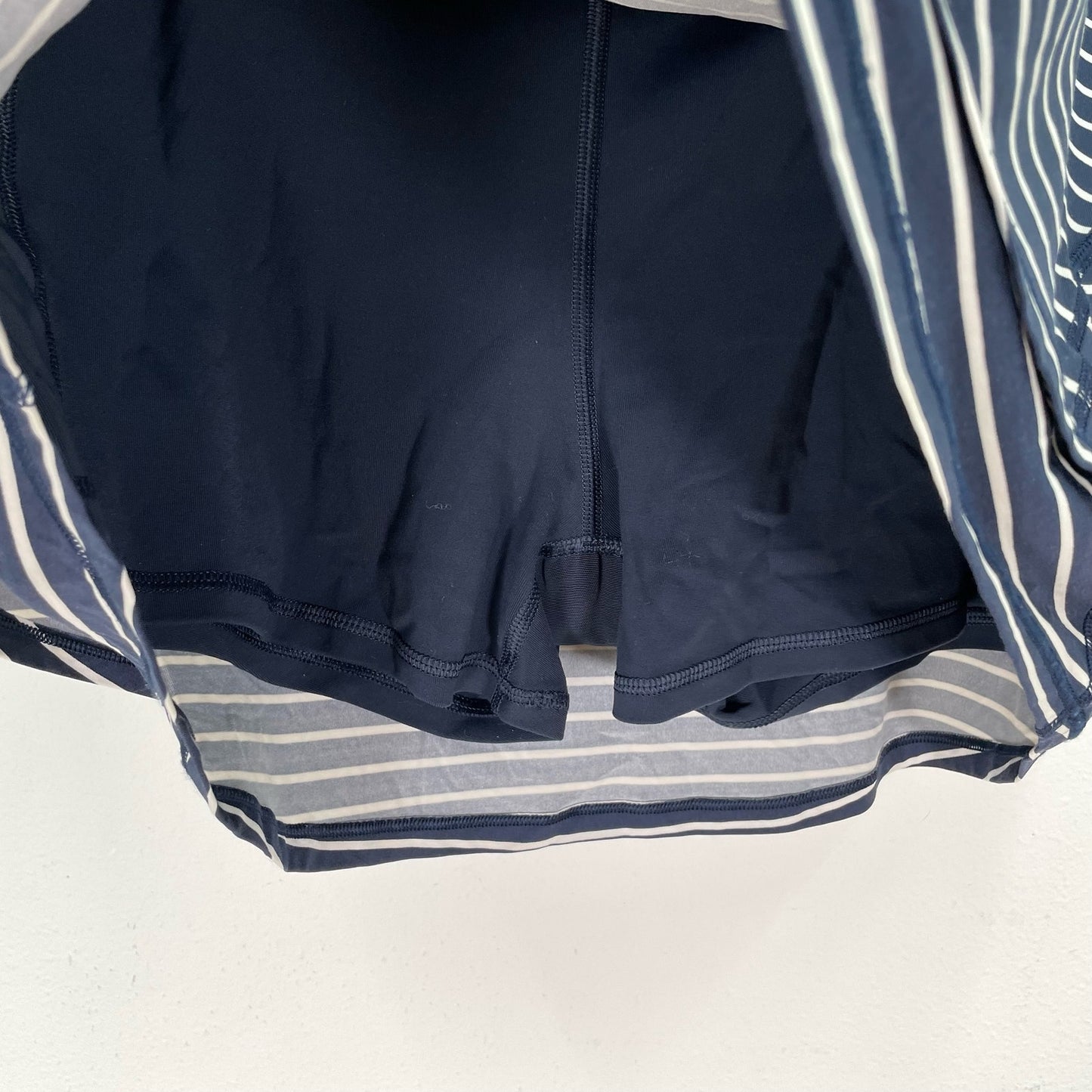 Athleta Stripe Tiered Athletic Skort Blue White Womens Large