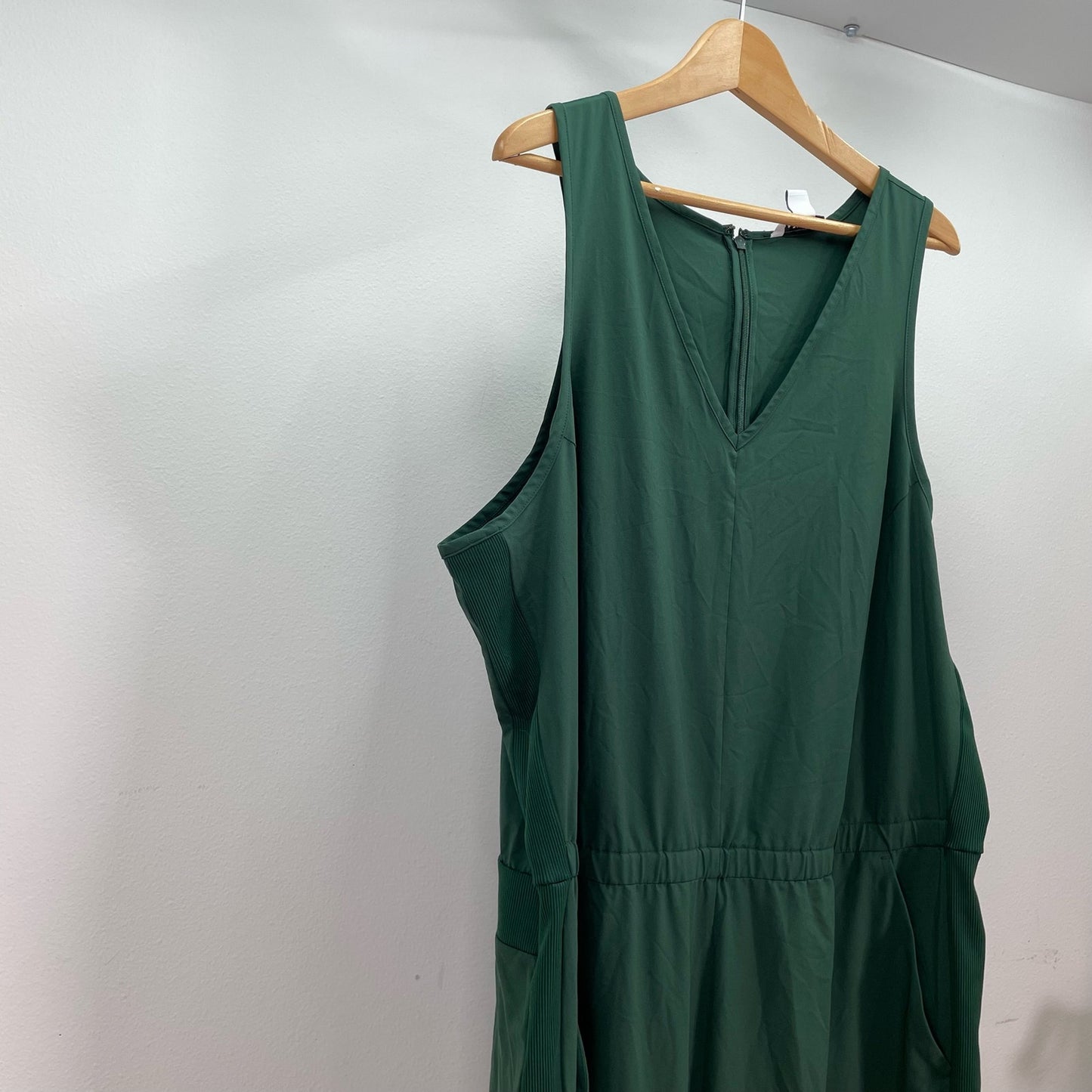 Athleta Brooklyn Jumpsuit Romper Green Womens 22