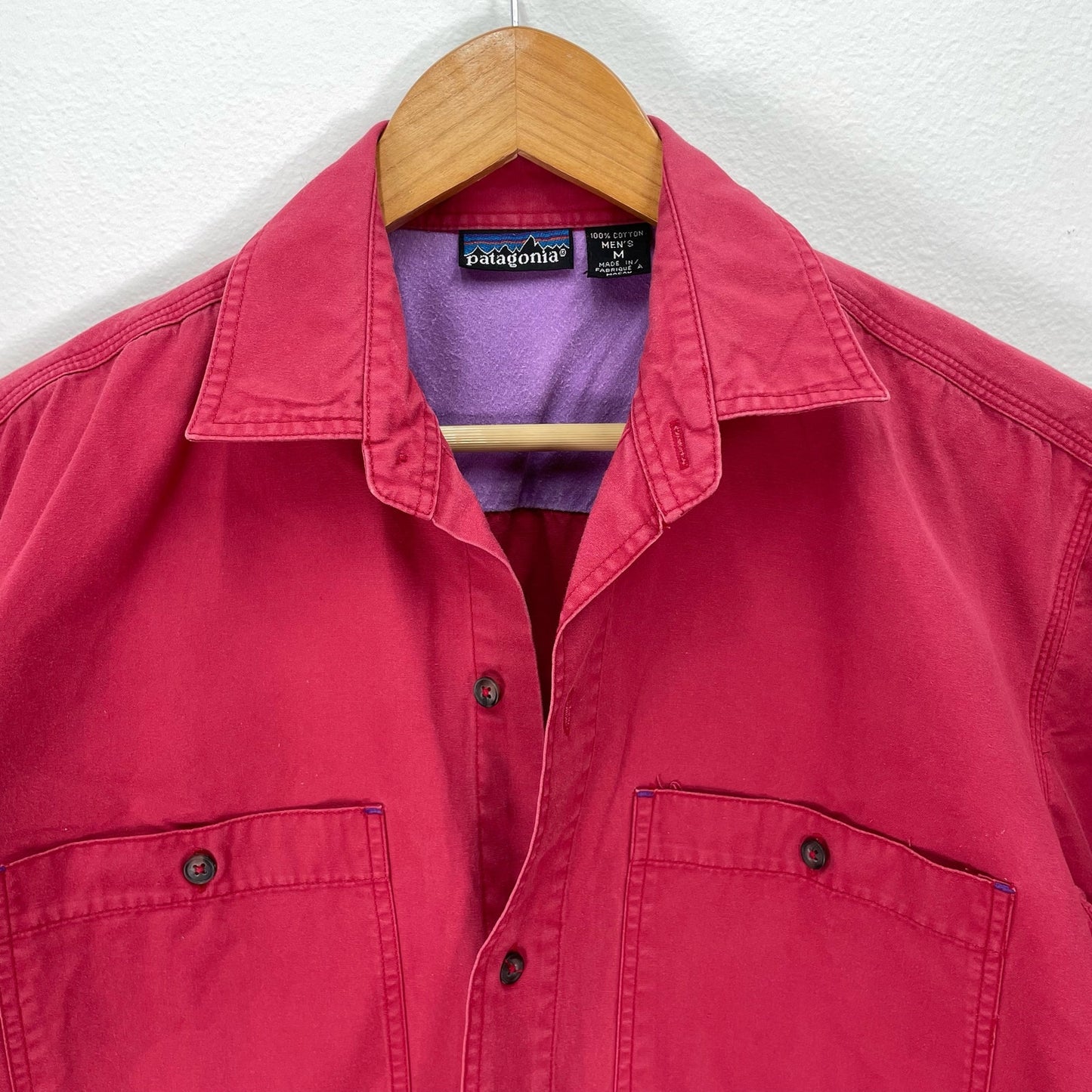 Patagonia Casual Button Down Short Sleeve Red Purple Mens Medium