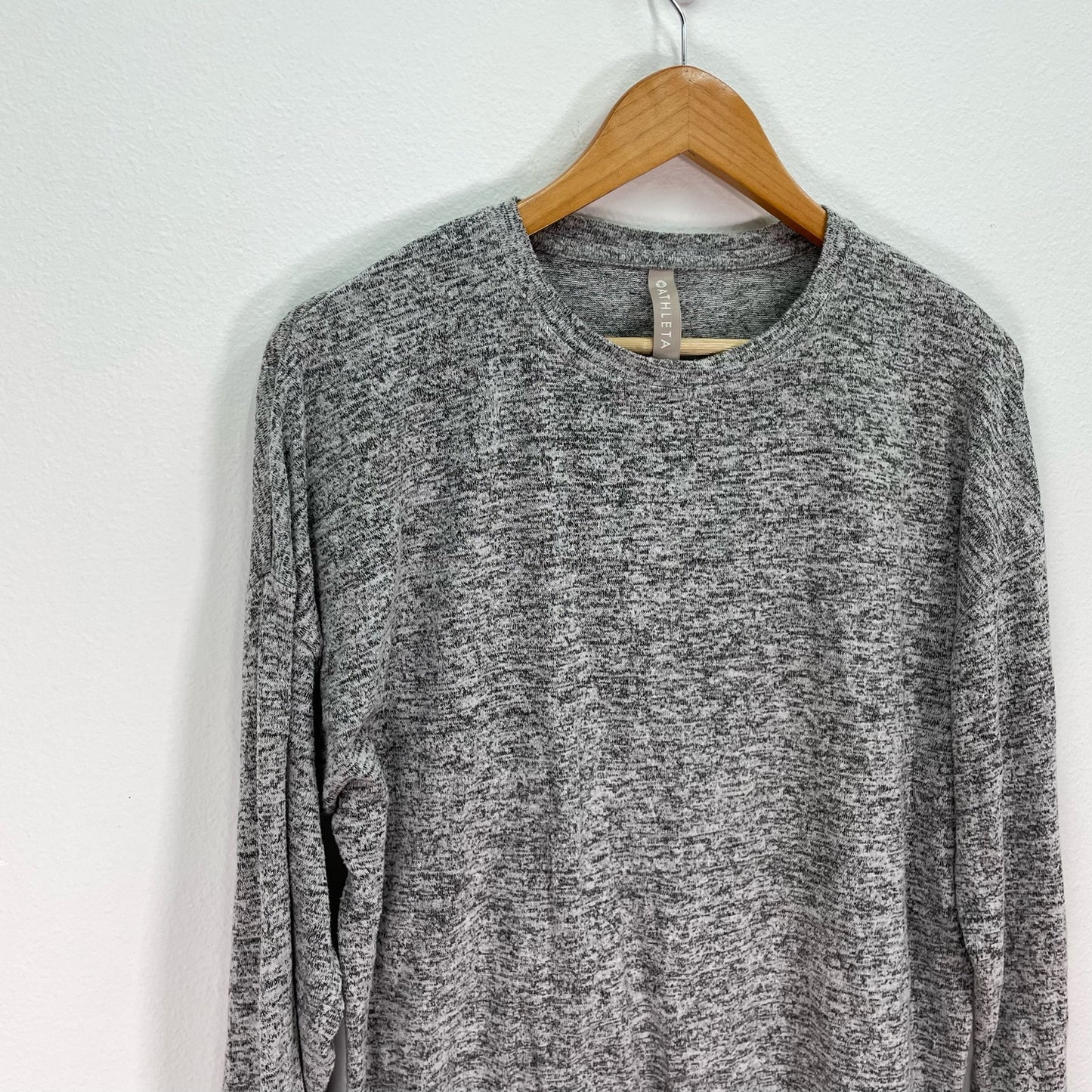 Athleta Pullover Gray Long Sleeve Sweater Shirt Slub Womens XS