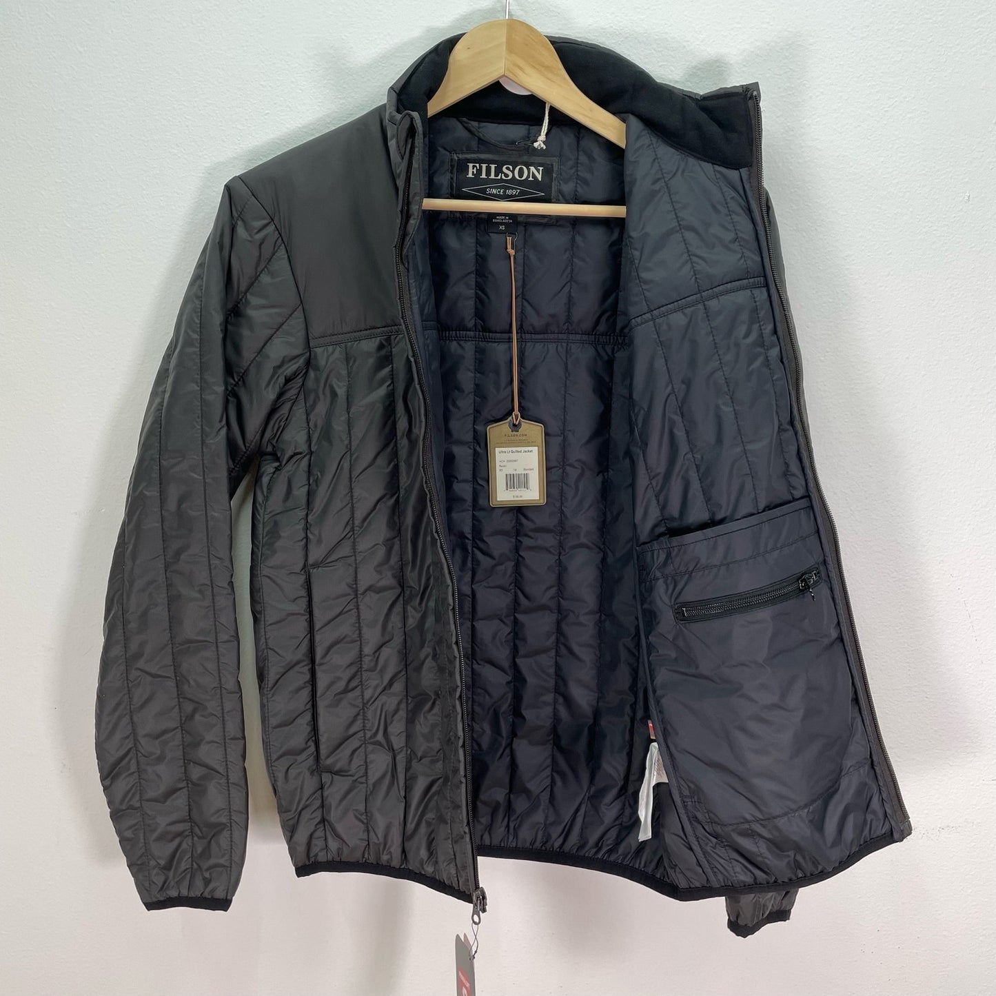 Filson Quilted Ripstop PrimaLoft Jacket NWT Mens XS