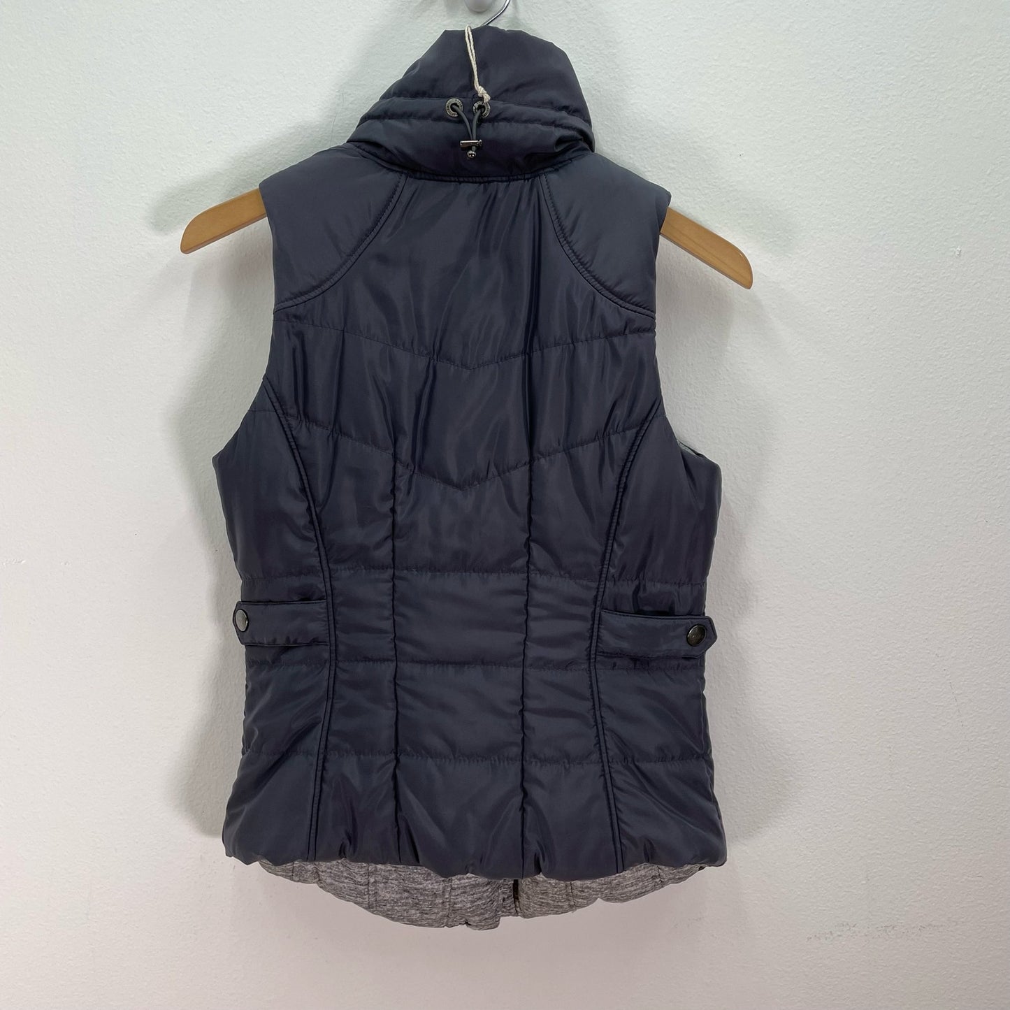 Zella Insulated Reversible Puffer Vest Gray White Womens Small1