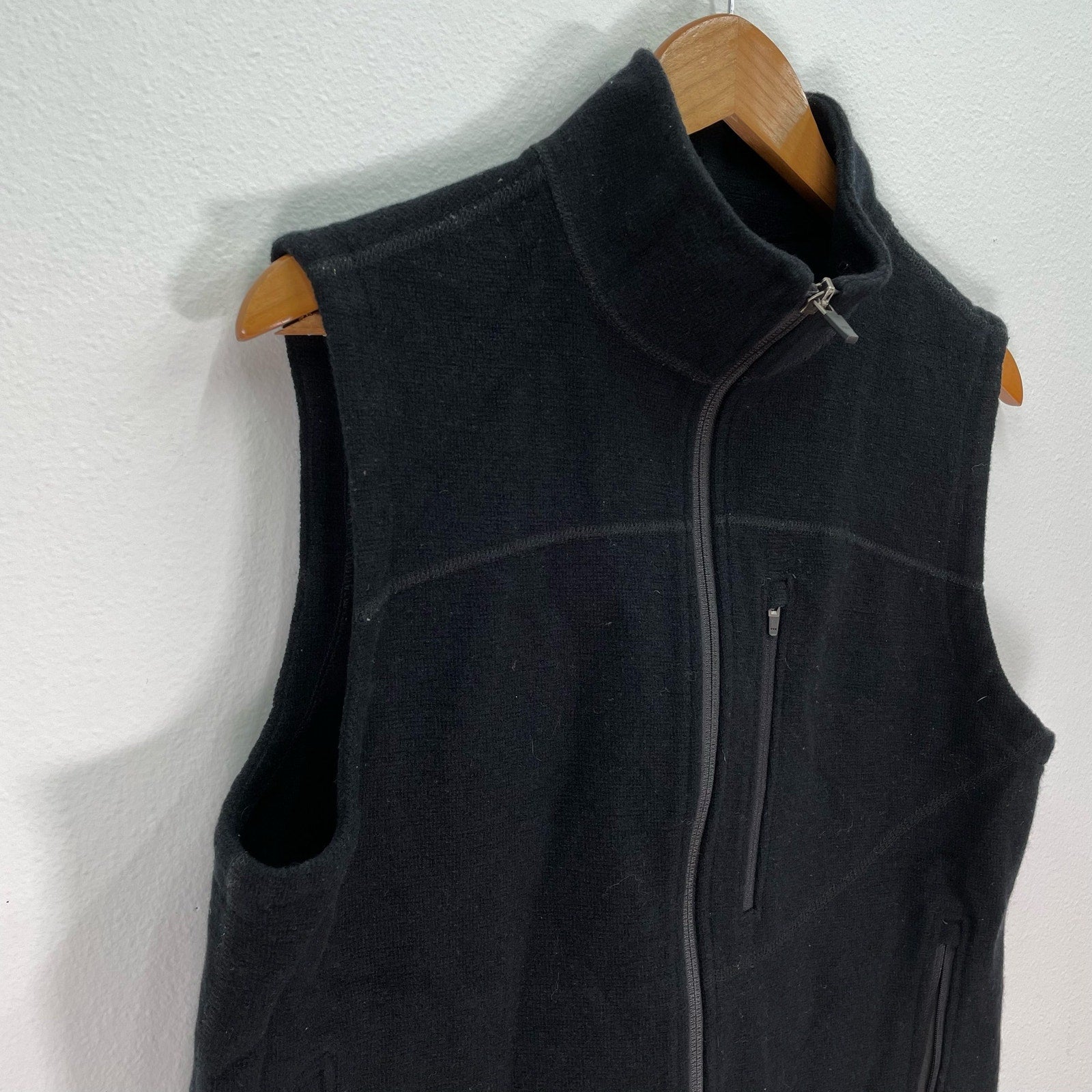 ibex Scout Jura Black Merino Wool Vest Mens Medium – Garments & Goods